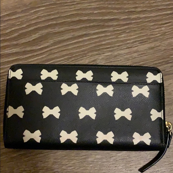 Kate Spade Wilson Road Wallet - Picture 3 of 7